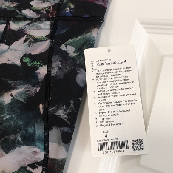 Lululemon NWT Time to Sweat Tight 28” size 4 multi - Picture 2 of 5